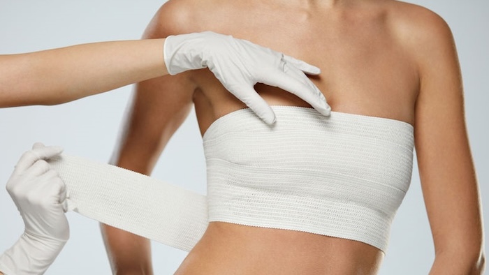 Bí quyết để ngực không bị chảy xệ